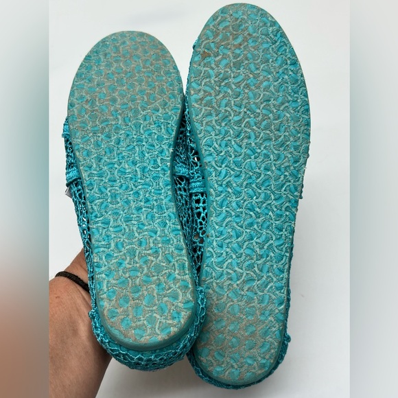 (2 Pairs) TOMS Women's (1) Turquoise‎ (1) Black Lace Flats (S50) - Picture 6 of 13